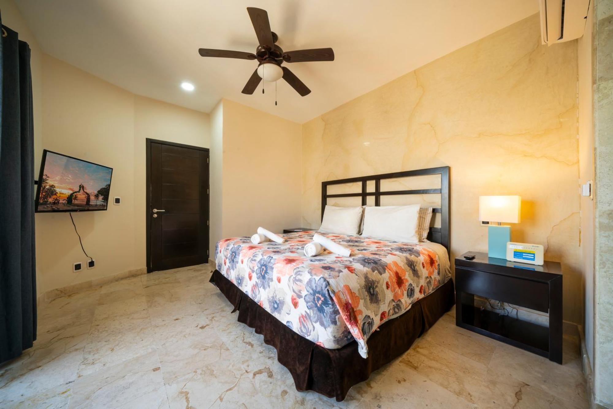 Beachfront 1 Bedroom Condo - El Faro, Surf 407 Playa del Carmen Zewnętrze zdjęcie